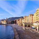 Central Flat In Genova - Happy Rentals