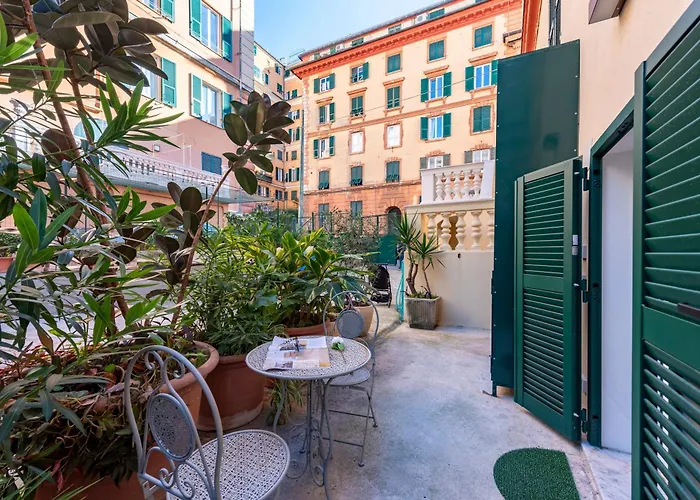 Central Flat In Genova - Happy Rentals